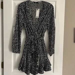 Boohoo long sleeve mini dress